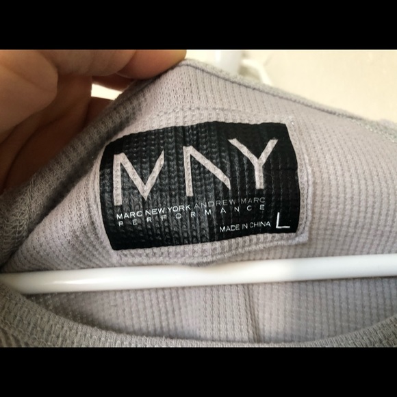 MNY Marc New York Andrew Marc Performances Top L - Picture 4 of 7